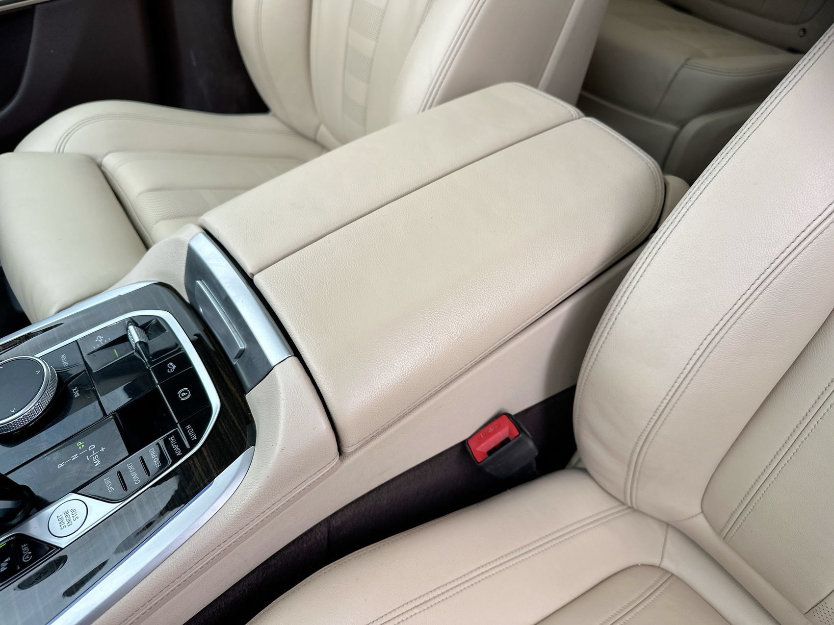 Used 2019 BMW X7 xDrive40i w/ Cold Weather Package AWD/4WD image 21
