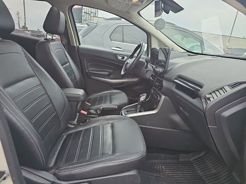 Used 2018 Ford EcoSport Titanium w/ Titanium Cold Weather Package AWD/4WD image 6