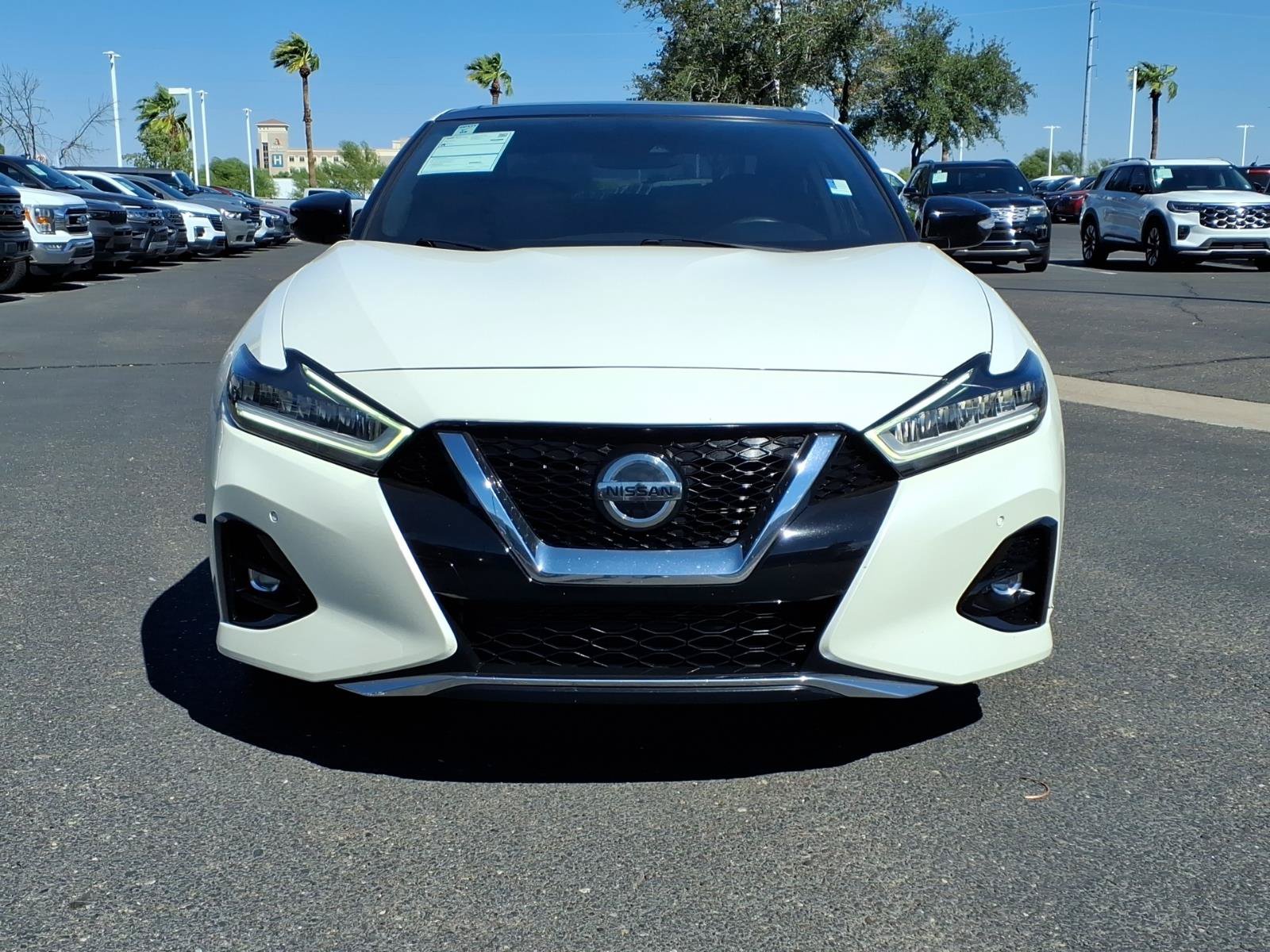 Used 2020 Nissan Maxima SR FWD image 2