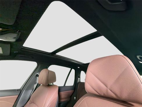 New 2026 BMW X5 xDrive40i AWD/4WD image 23