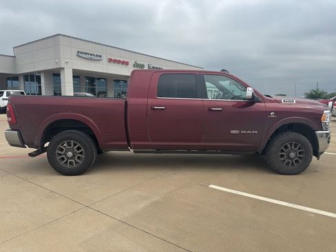 Used 2022 RAM 3500 Limited AWD/4WD image 9