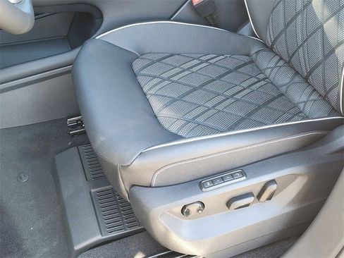 New 2025 Volkswagen Atlas SEL Premium R-Line image 21