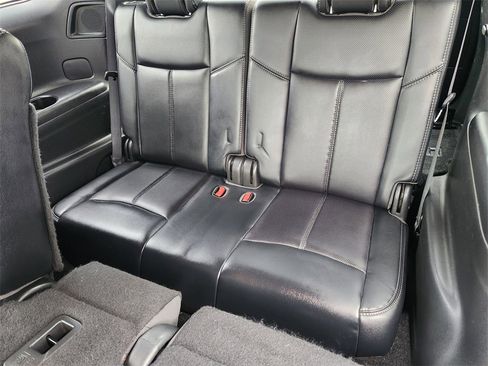 Used 2018 Nissan Pathfinder Platinum image 24