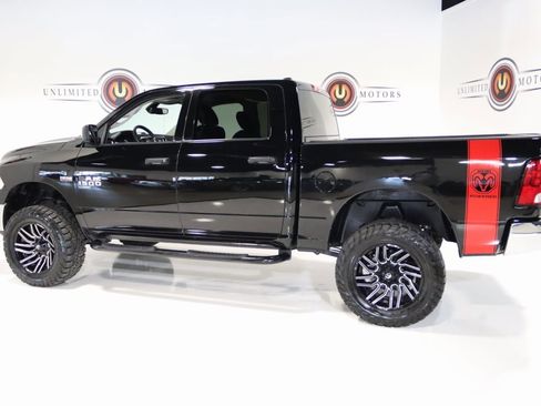 Used 2022 RAM 1500 Classic SLT image 27