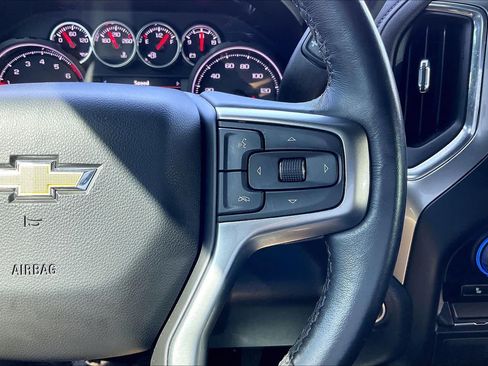 Certified 2021 Chevrolet Silverado 1500 LT RWD image 19