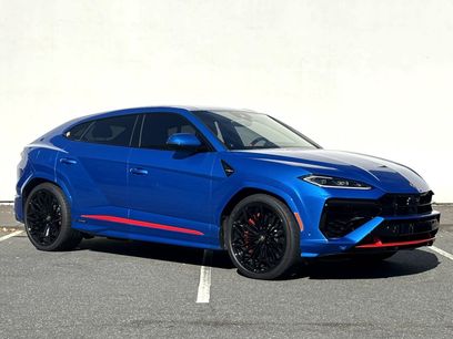Used 2025 Lamborghini Urus SE