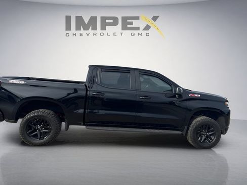 Used 2022 Chevrolet Silverado 1500 LT Trail Boss w/ Bed Protection Package AWD/4WD image 6