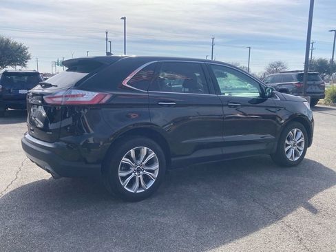 Used 2024 Ford Edge Titanium image 5