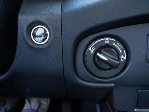 Certified 2024 Nissan Frontier PRO-4X w/ Technology Package image 22