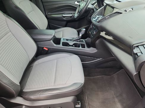 Used 2017 Ford Escape Titanium FWD image 27
