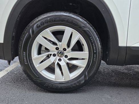 Certified 2021 Volkswagen Atlas S AWD/4WD image 11