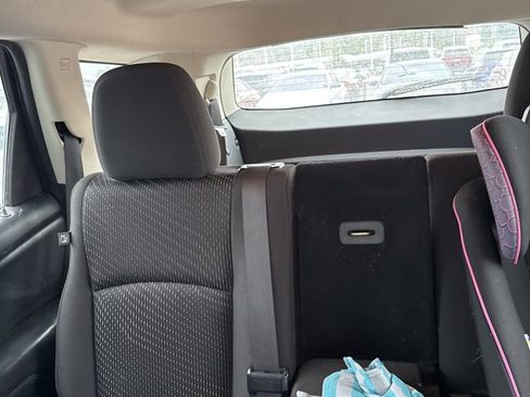 Used 2019 Dodge Journey SE w/ Blacktop Package image 9