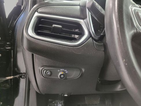 Used 2018 Chevrolet Equinox LT w/ Sun & Infotainment Package image 11