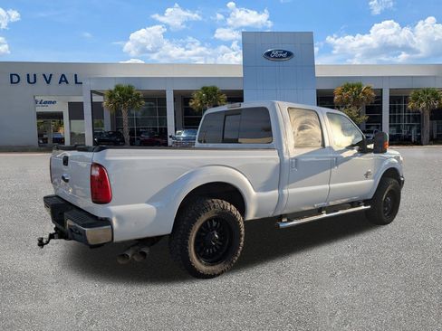 Used 2016 Ford F250 Lariat w/ Lariat Ultimate Package image 4