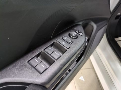 Used 2020 Honda Civic LX image 17