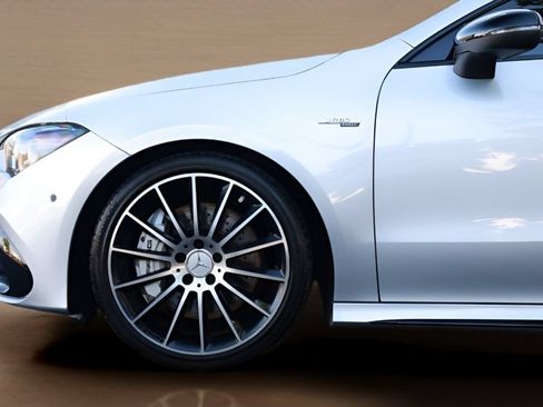 Used 2022 Mercedes-Benz CLA 35 AMG 4MATIC image 4