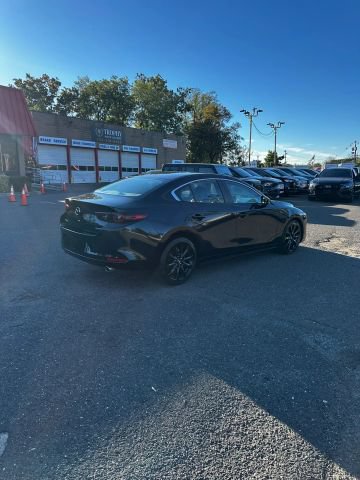 Used 2024 MAZDA MAZDA3 s FWD image 5