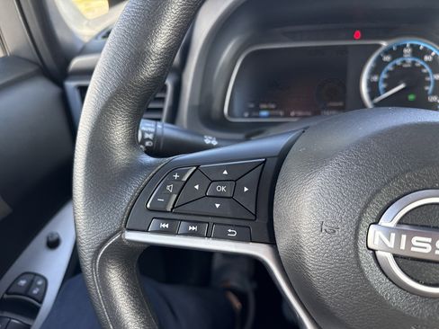 Certified 2024 Nissan Leaf S FWD image 20
