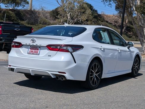 Used 2023 Toyota Camry SE FWD image 13
