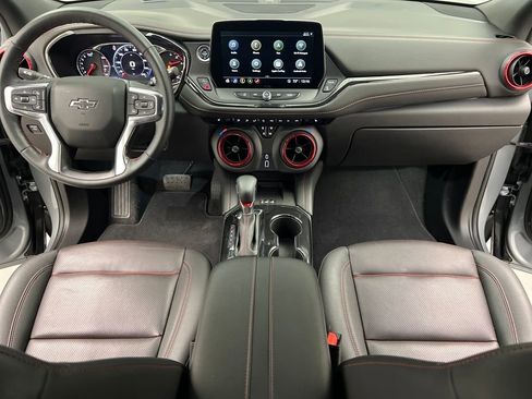 Used 2025 Chevrolet Blazer RS image 38
