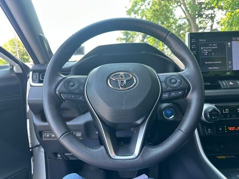 Used 2022 Toyota RAV4 Limited AWD/4WD image 13