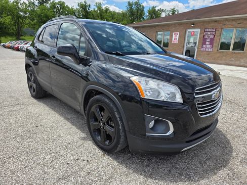 Used 2016 Chevrolet Trax LTZ w/ Midnight Edition FWD image 3