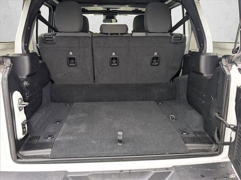 Used 2024 Jeep Wrangler Willys image 23