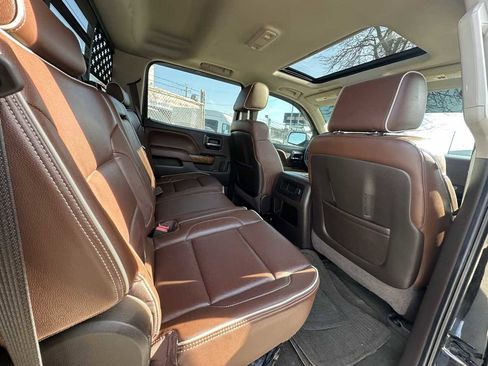 Used 2015 Chevrolet Silverado 1500 High Country w/ High Country Premium Package image 23