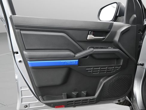 Used 2024 Toyota Tacoma TRD Sport RWD image 31