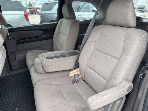 Used 2015 Honda Odyssey EX image 11