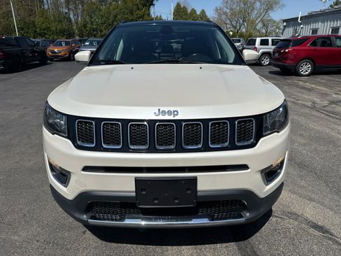 Used 2018 Jeep Compass Limited w/ Navigation Group AWD/4WD image 8