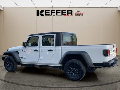 New 2026 Jeep Gladiator Sport image 3