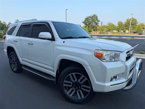 Used 2011 Toyota 4Runner SR5 AWD/4WD image 12