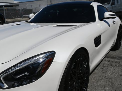 Used 2016 Mercedes-Benz AMG GT S image 16