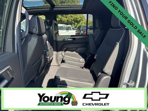 New 2026 Chevrolet Suburban Premier w/ Sun And Tow Package image 17