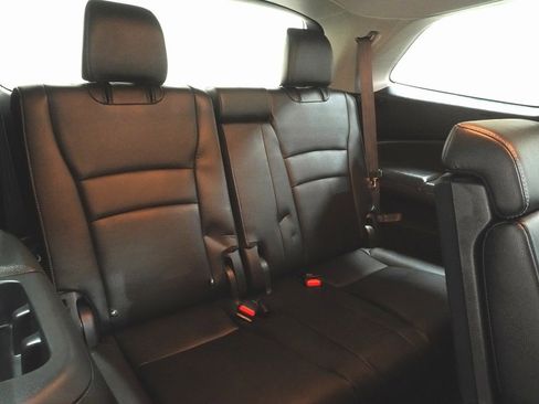 Used 2022 Honda Pilot EX-L image 17