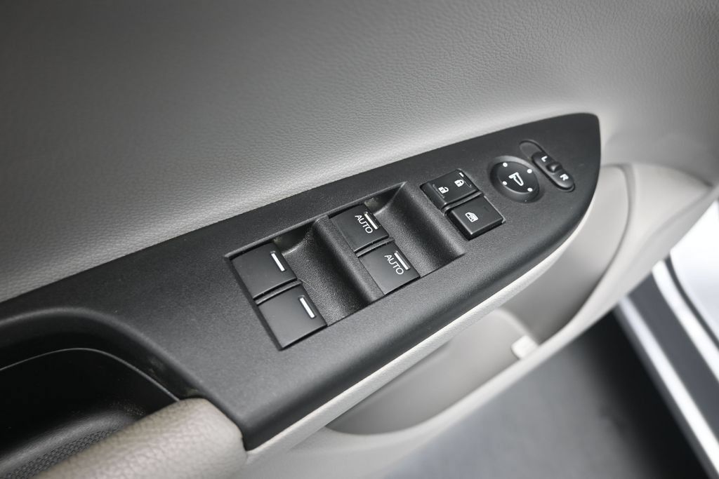 Used 2016 Honda Accord EX-L image 22