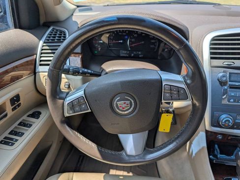 Used 2009 Cadillac SRX AWD w/ Third Row Seating Package image 38