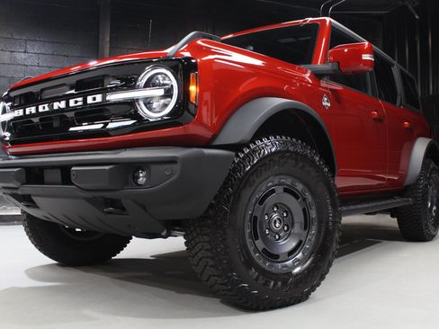 Used 2024 Ford Bronco Outer Banks AWD/4WD image 79