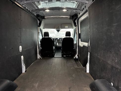 Used 2023 Ford Transit 250 Medium Roof AWD w/ Load Area Protection Package image 16