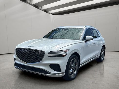 Certified 2026 Genesis GV70 2.5T Advanced AWD/4WD image 1