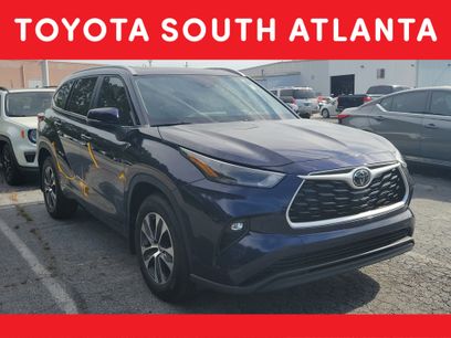 Used 2023 Toyota Highlander XLE