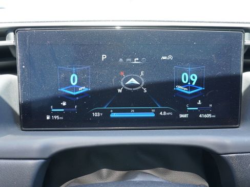 Used 2023 Hyundai Tucson Limited AWD/4WD image 11