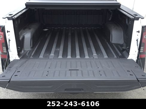 Used 2025 Chevrolet Silverado EV RST image 34