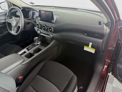 Used 2025 Nissan Sentra SV FWD image 25