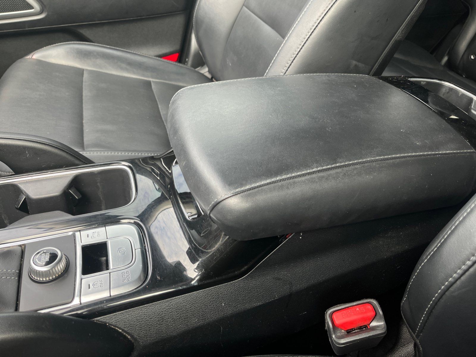Used 2020 Kia Telluride LX FWD image 27