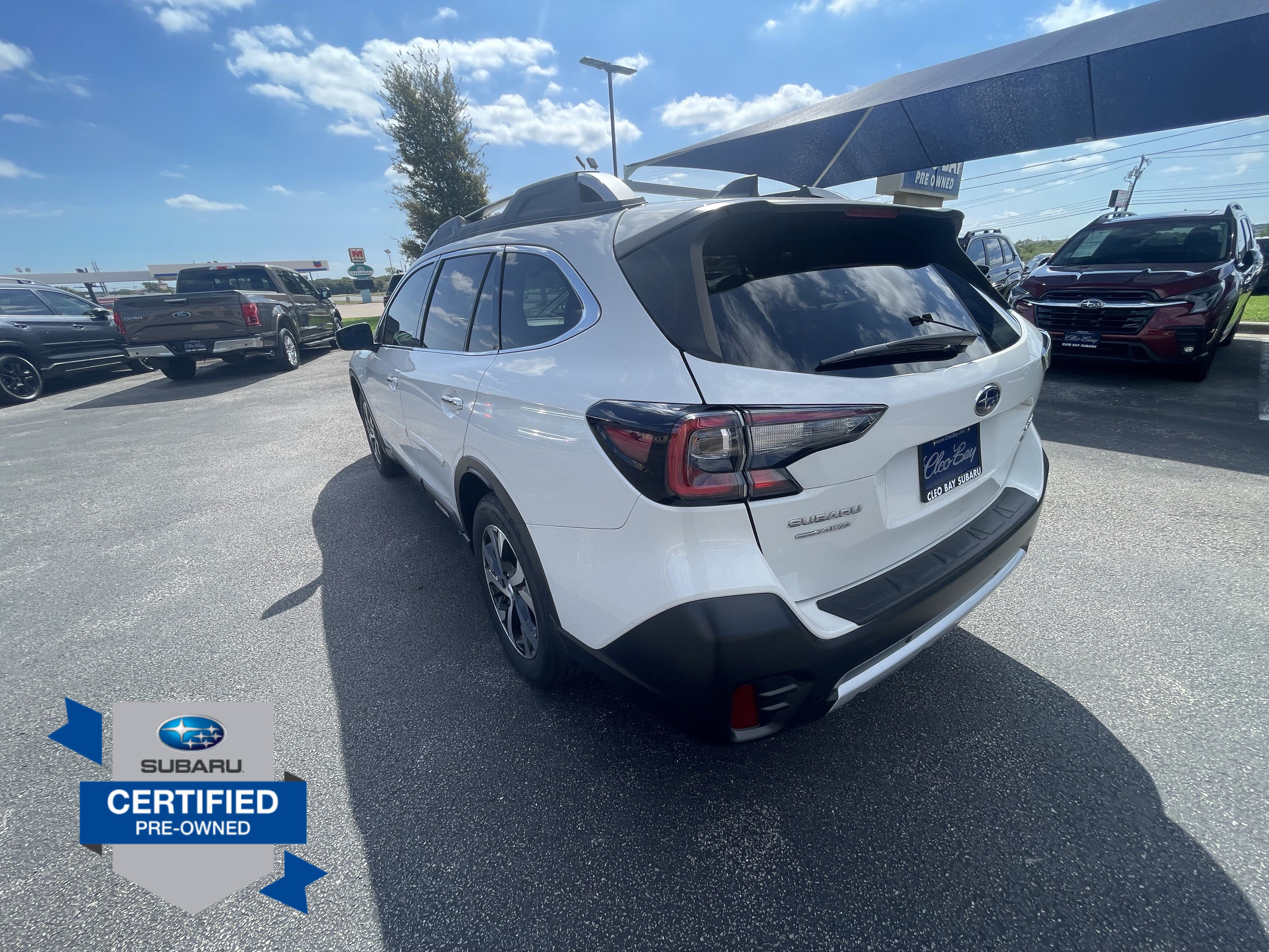 Used 2021 Subaru Outback Touring w/ Popular Package #2 AWD/4WD image 5