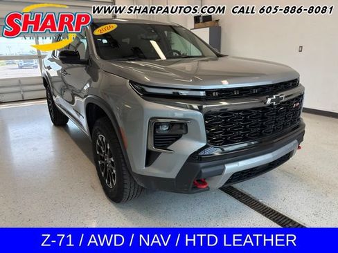 Used 2026 Chevrolet Traverse Z71 AWD/4WD image 1