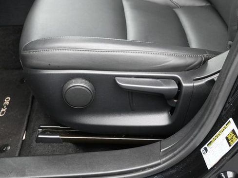 Certified 2024 MAZDA CX-30 AWD 2.5 S w/ Select Sport Pkg image 18