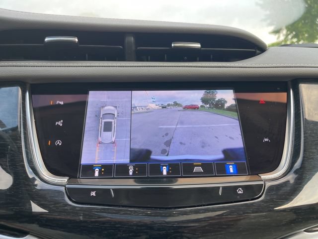 Used 2023 Cadillac XT6 Premium Luxury w/ Technology Package AWD/4WD image 25